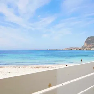 Stabilimento Lido Burrone Bed & Breakfast