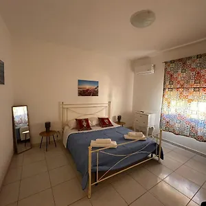 A Due Passi Dal Centro Apartment